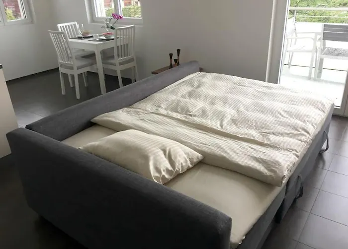 Modern Little Gem Close To Thun דירה