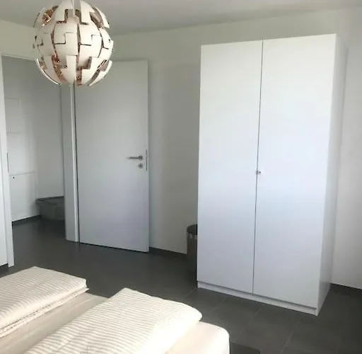 Modern Little Gem Close To Thun דירה